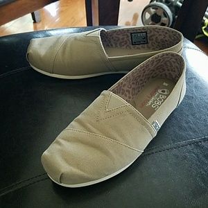 Skechers bobs shoes